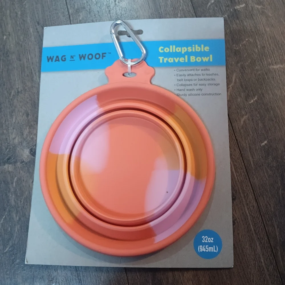 Wag N Woof collapsible dog travel bowl